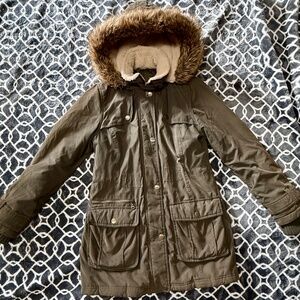 DKNY Women's Faux Fur Trim Hooded Anorak Jacket- Army Green